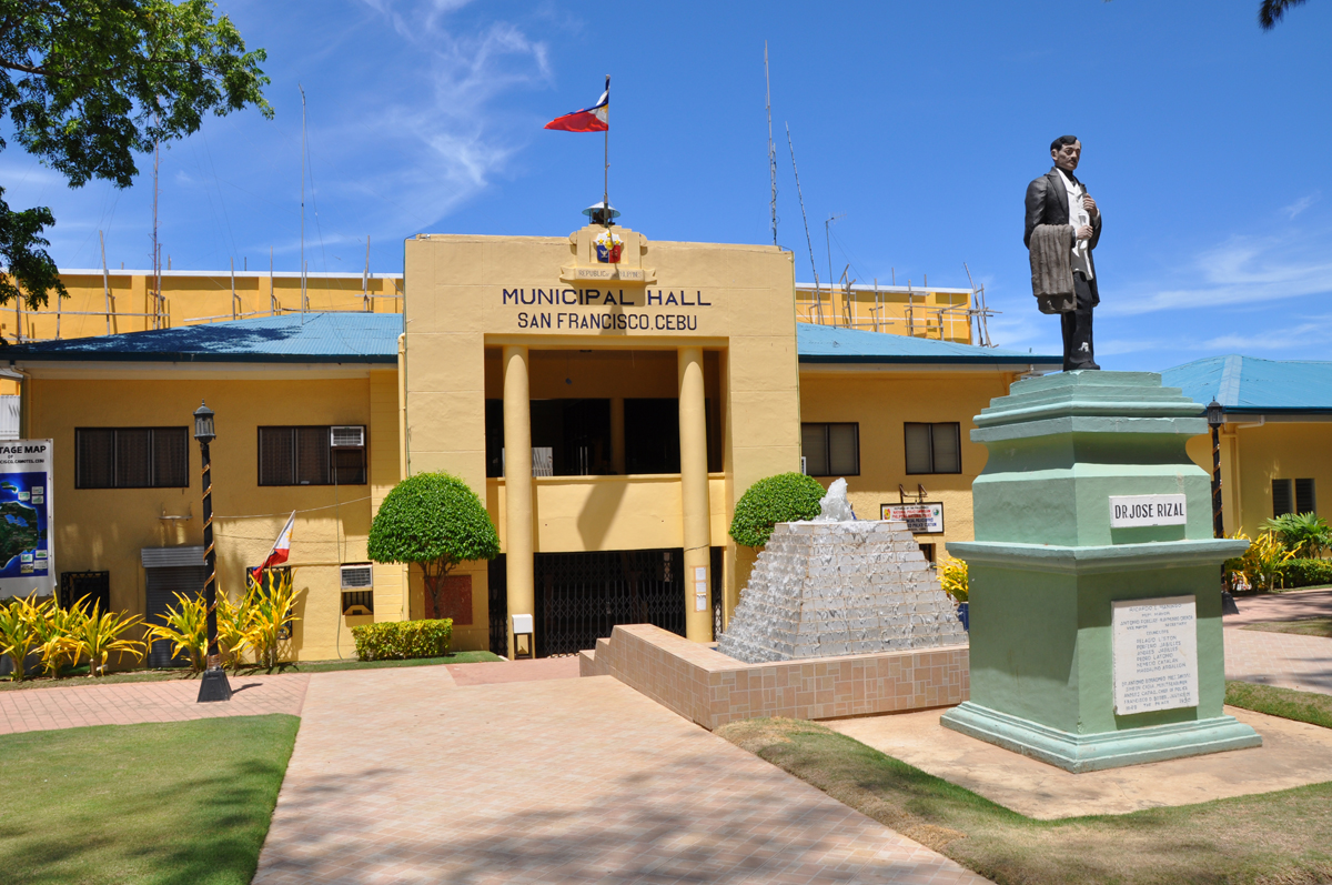 San Francisco's Municipal Hall | Philippines Tour Guide