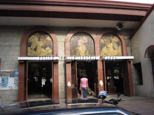 Right entrance of San Lorenzo Church