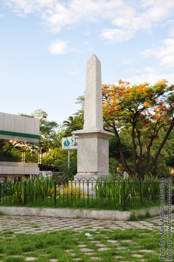 Marker in the middle of Rajah Humabon park