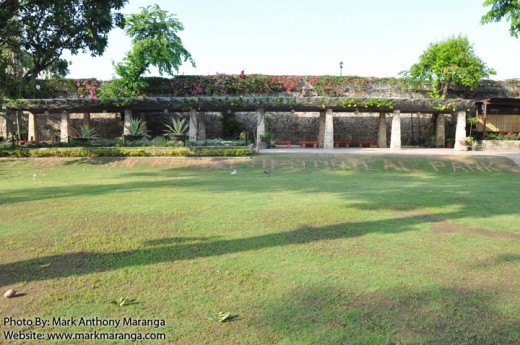 "Fort San Pedro Historical Park" on the ground