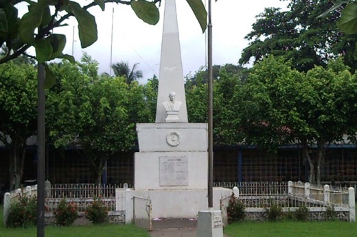 Heroes Memorial Tomb