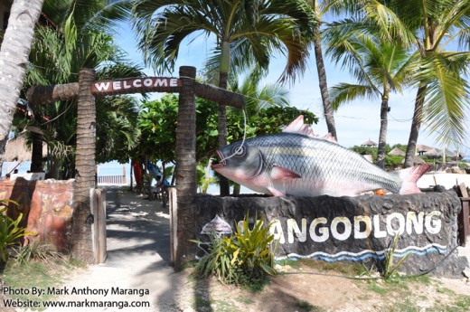 Entrance gate of Mangodlong Rock Resort