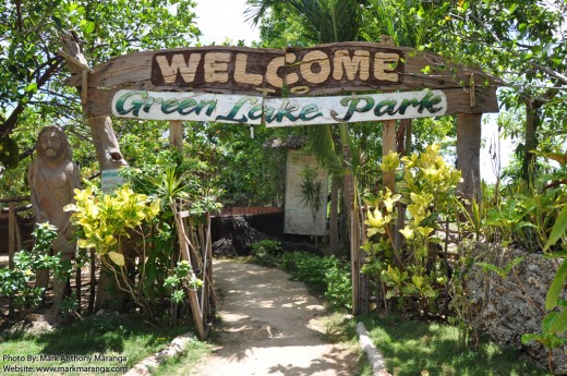 Entrance of Green Lake Park