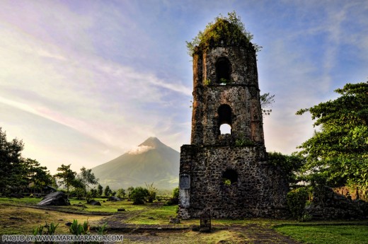 Cagsawa Ruins