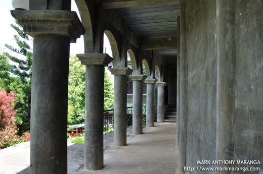 Series of Pillars