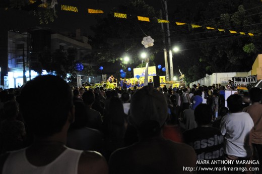 Barangay Election Campaign - Folks attending