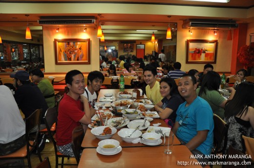 Bouying, RC, Jim2x, Lisa and Mark at Dad and Mom's Restaurant