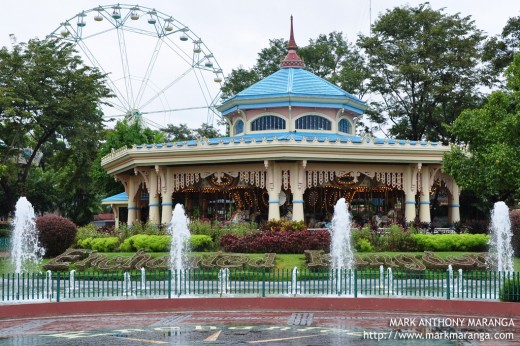 Enchanted Kingdom's Fountain and Grand Carousel