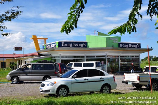 Bong bong Pasalubong Center - Souvenir Shop