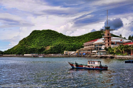 Kapuntukan Hill and Embarcadero de Legazpi