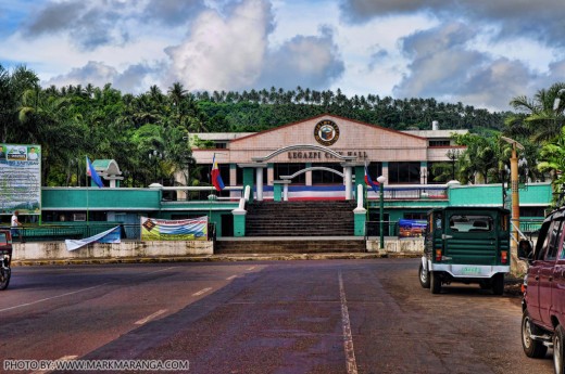 Penaranda Park and City Hall from afar