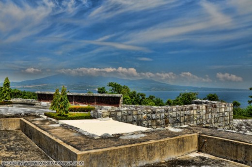 View of Manila Bay from Filipino Heroes Memorial