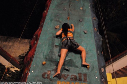 Lisa wall climb