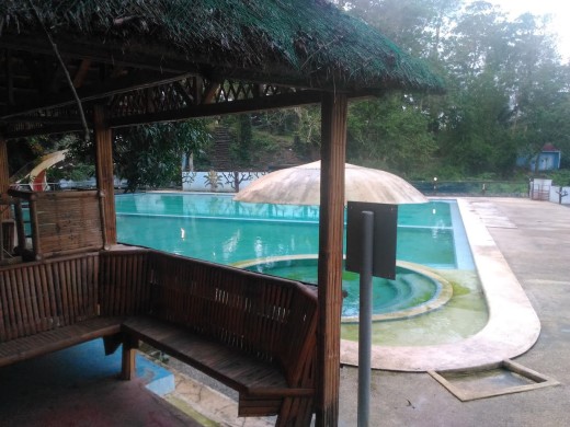 Cambuhawe Spring Swimming Pool with Cottages and Slide