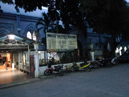 Entrance at the side of the Palawan Church