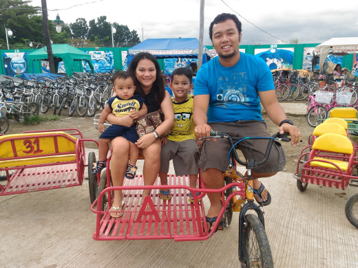 Maranga Family at Puerto Princesa City Baywalk Park