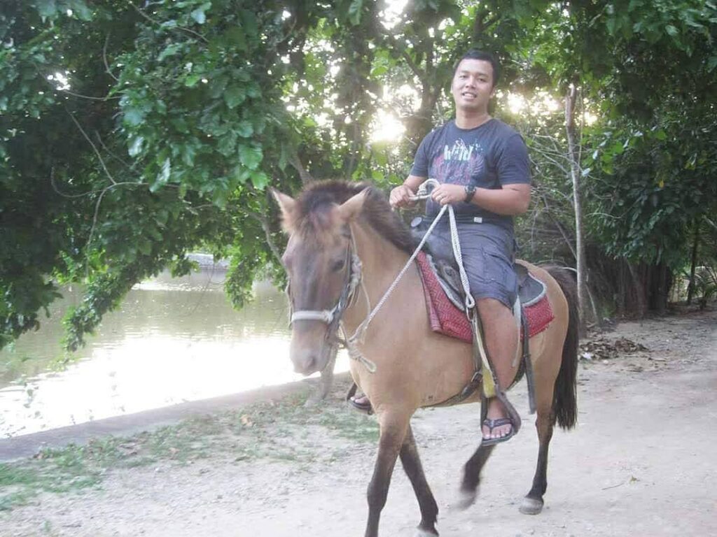 Riding a Horse in Liloan, Cebu