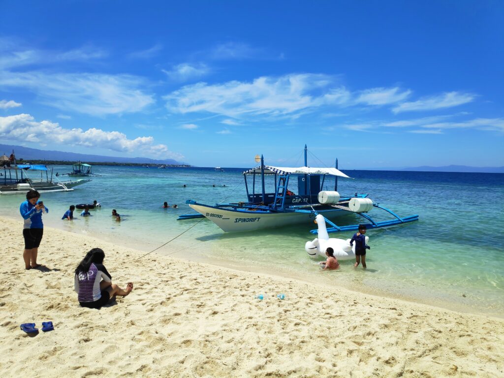 Banca at Basdaku White Beach